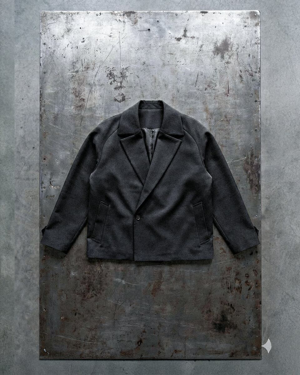 Black Dual-Length Trench - image 4