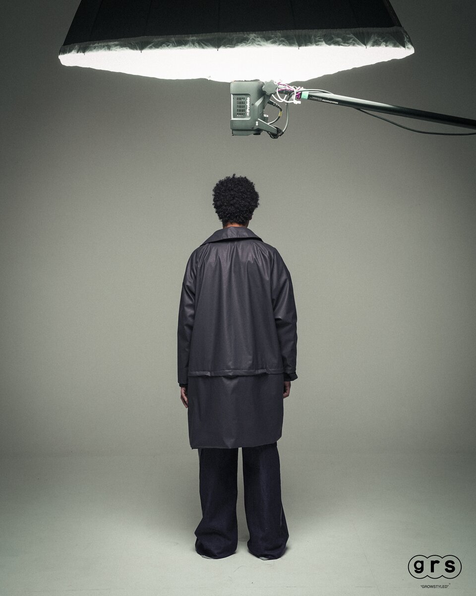 Black Dual-Length Trench - image 3