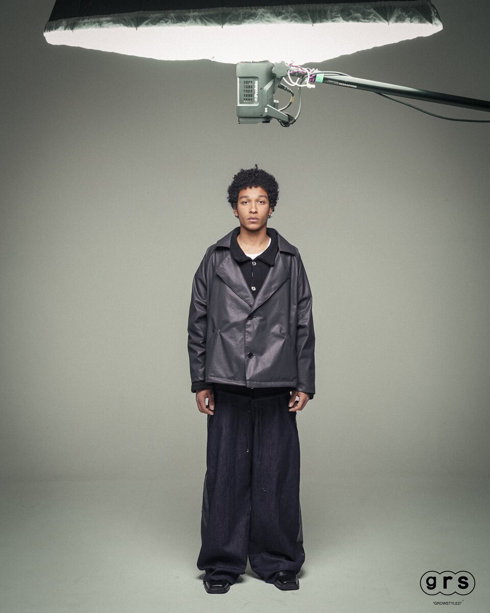 Black Dual-Length Trench - image 5