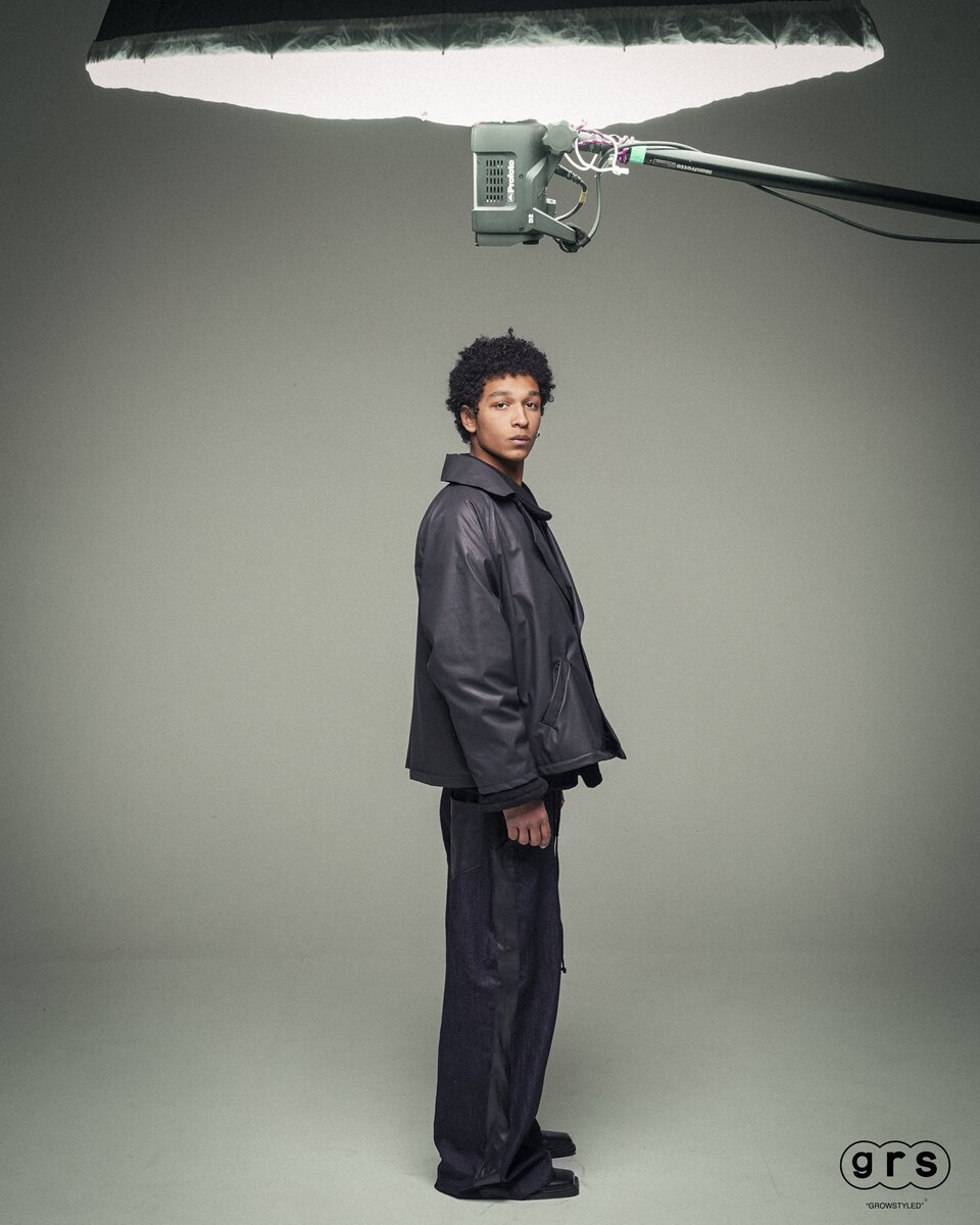 Black Dual-Length Trench - image 6