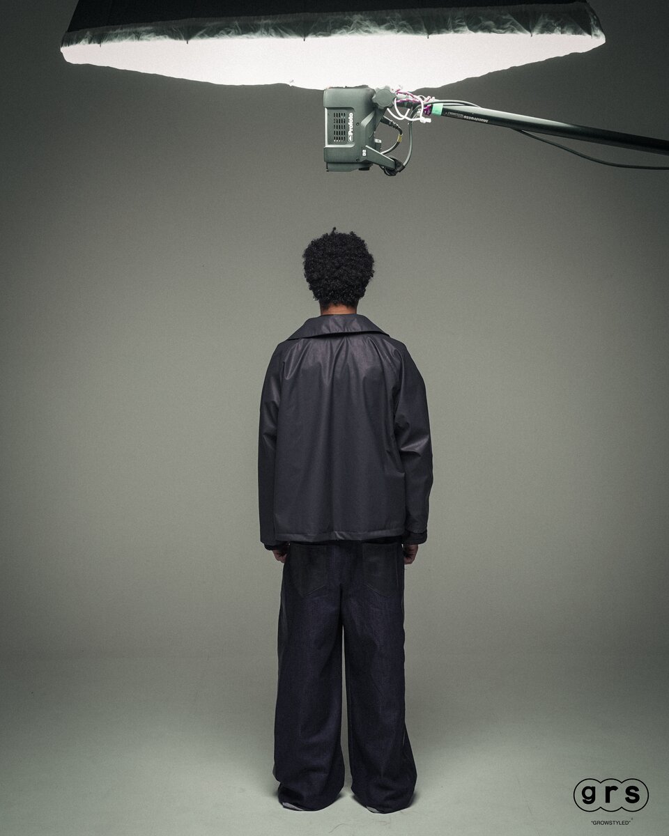 Black Dual-Length Trench - image 7
