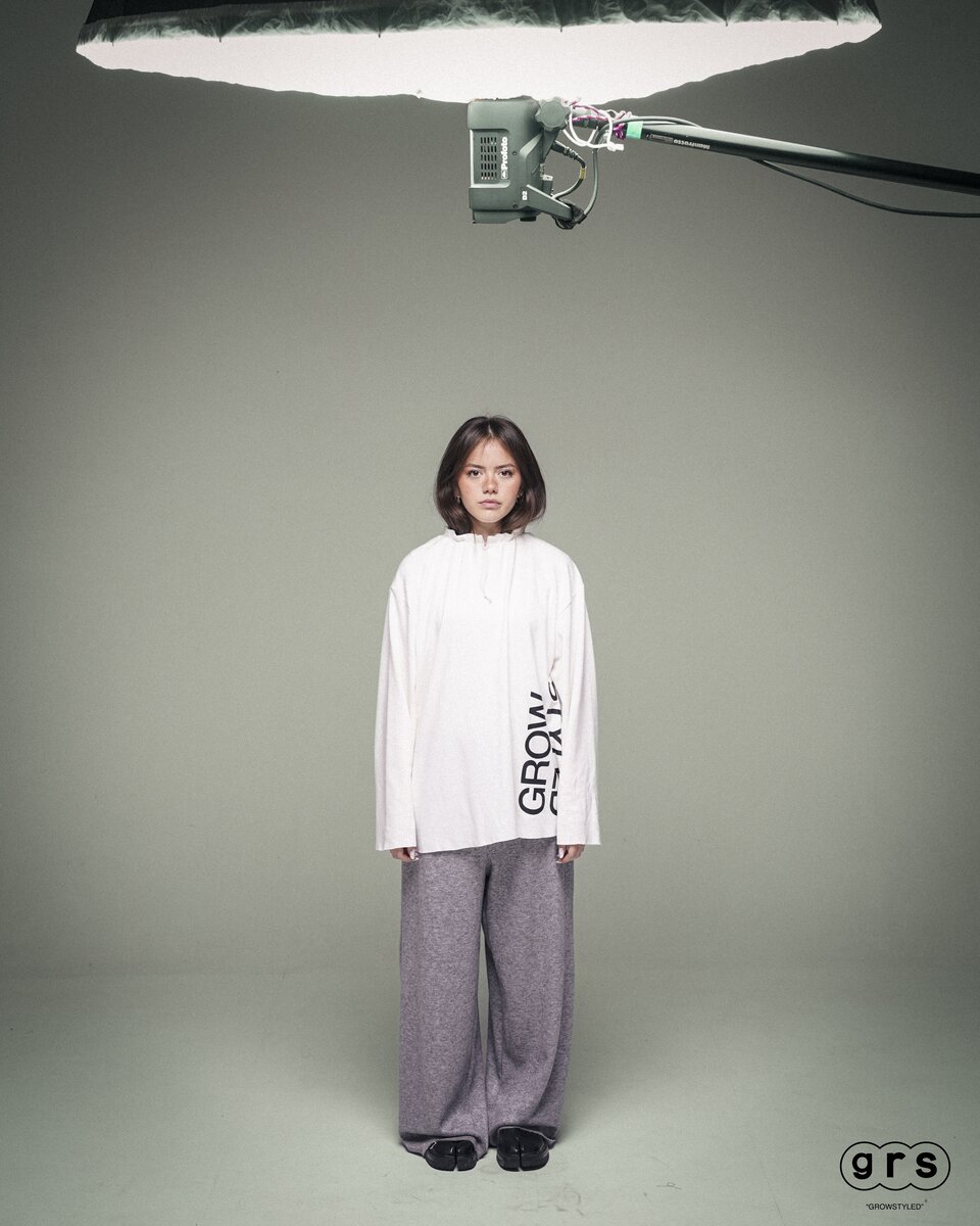 Japandi Drawstring Crewneck - image 7